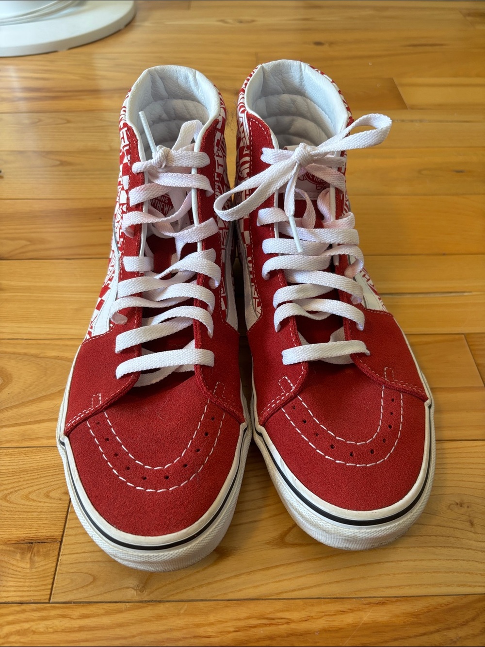 Vans Women’s Red and White Checkerboard High-Top Sneakers Size 10 Women’s